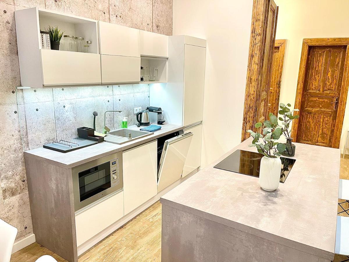Dream Design Apartment - 3 Bedrooms & Finn Sauna Budapest Luaran gambar